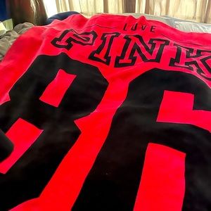 Victoria Secret PINK Rare 86 Sherpa blanket